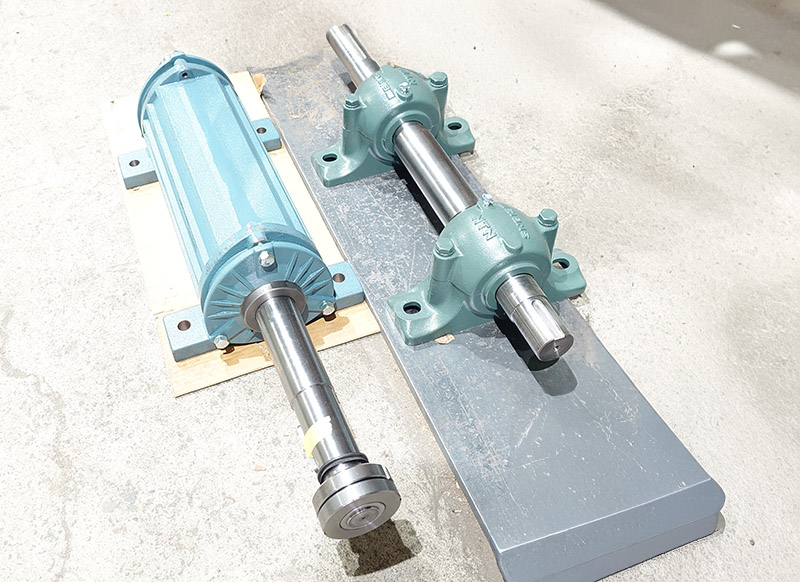 軸受けシャフト